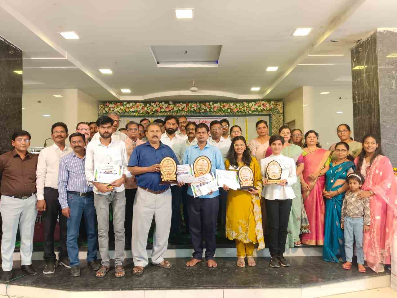 शिवजन्मोत्सवानिमित्त विदर्भस्तरीय वादविवाद स्पर्धा उत्साहात